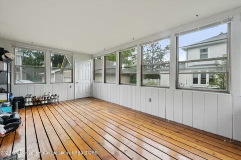 Exterior - 409 E Higham St, Saint Johns, MI 48879 photo 6 of 12