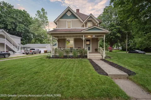 409 E Higham St, Saint Johns, MI 48879