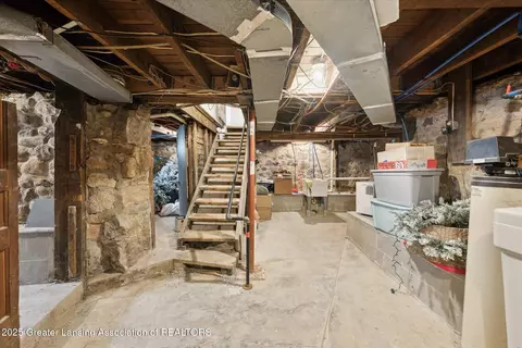 Entry Way - 409 E Higham St, Saint Johns, MI 48879 photo 4 of 5