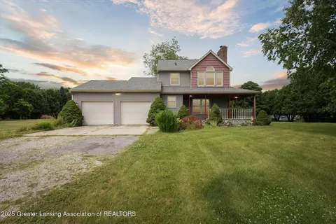 525 Grovenburg Rd, Mason, MI 48854