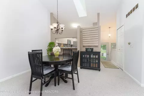 6528 Springtree Ln #31, Lansing, MI 48917 photo 17