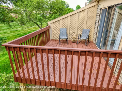 6528 Springtree Ln #31, Lansing, MI 48917 photo 8