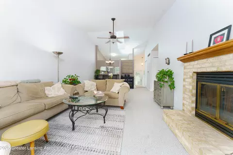 6528 Springtree Ln #31, Lansing, MI 48917 photo 16