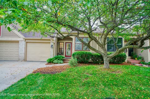 6528 Springtree Ln #31, Lansing, MI 48917