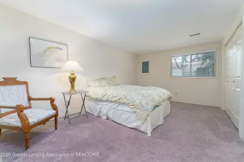 6528 Springtree Ln #31, Lansing, MI 48917 photo 25