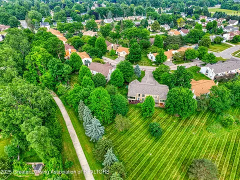 6528 Springtree Ln #31, Lansing, MI 48917 photo 31