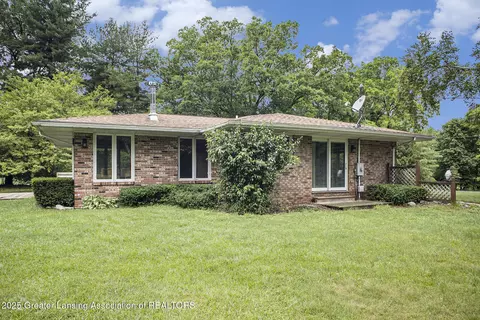 4825 Thurlby Rd, Mason, MI 48854 photo 4