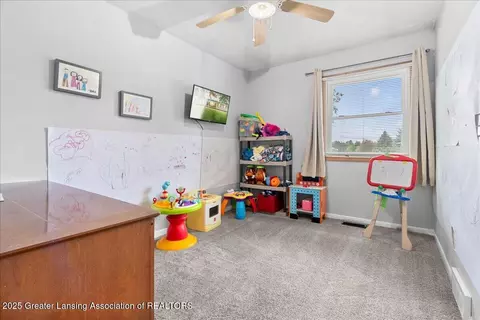 Bedroom - 13543 Turner Rd, Dewitt, MI 48820 photo 1 of 4