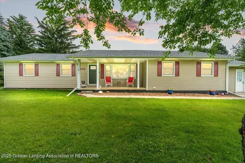 13543 Turner Rd, Dewitt, MI 48820