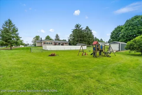 Exterior - 13543 Turner Rd, Dewitt, MI 48820 photo 12 of 13