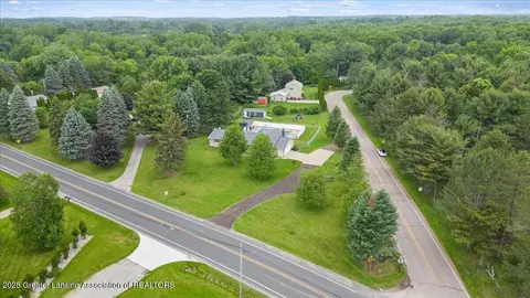 View/Area - 13543 Turner Rd, Dewitt, MI 48820 photo 4 of 8