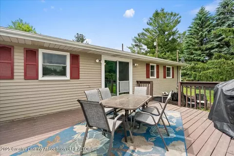 Exterior - 13543 Turner Rd, Dewitt, MI 48820 photo 7 of 13
