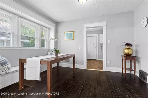 Dining - 820 Middle St, Lansing, MI 48915 photo 1 of 1