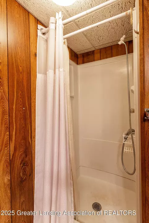 541 Red Cedar Blvd, Williamston, MI 48895 photo 25
