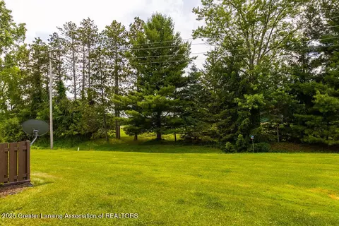 541 Red Cedar Blvd, Williamston, MI 48895 photo 28