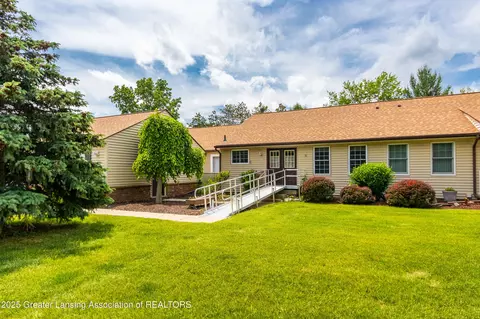 541 Red Cedar Blvd, Williamston, MI 48895 photo 33