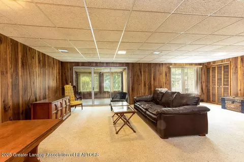 541 Red Cedar Blvd, Williamston, MI 48895 photo 20