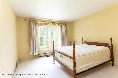 541 Red Cedar Blvd, Williamston, MI 48895 photo 15
