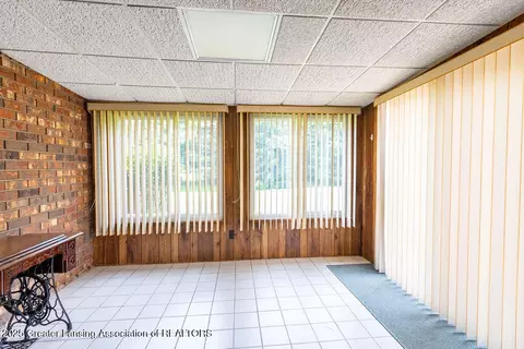 541 Red Cedar Blvd, Williamston, MI 48895 photo 23