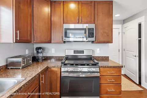 13820 Myrtle Dr, Dewitt, MI 48820 photo 17
