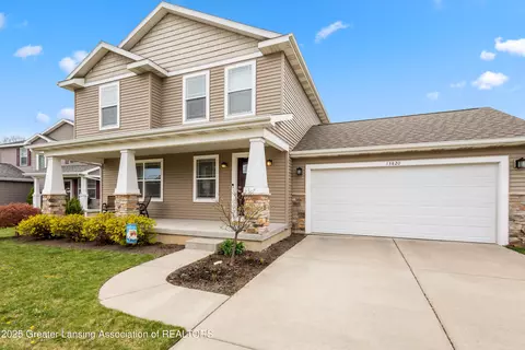 13820 Myrtle Dr, Dewitt, MI 48820