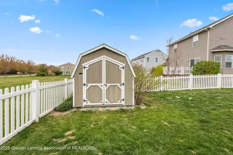 13820 Myrtle Dr, Dewitt, MI 48820 photo 43