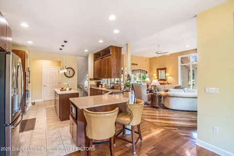 Kitchen - 10696 W Clark Rd, Eagle, MI 48822 photo 2 of 7