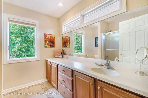 Bath - 10696 W Clark Rd, Eagle, MI 48822 photo 8 of 9