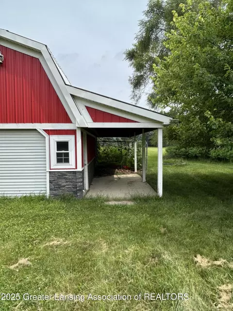 5101 E Cutler Rd, Bath, MI 48808 photo 5