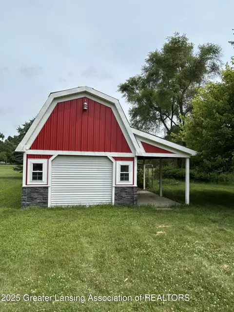 5101 E Cutler Rd, Bath, MI 48808 photo 4