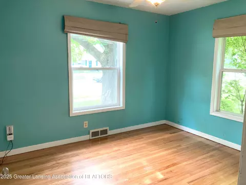 500 Spring St, Grand Ledge, MI 48837 photo 18
