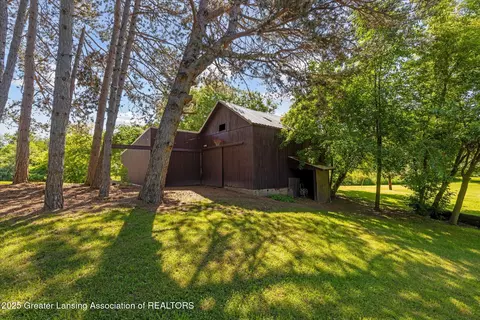 8301 S Dewitt Rd, Dewitt, MI 48820 photo 35