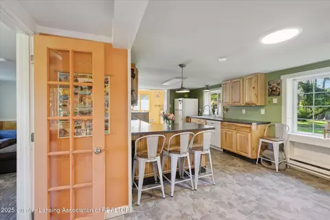 8301 S Dewitt Rd, Dewitt, MI 48820 photo 5