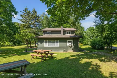 8301 S Dewitt Rd, Dewitt, MI 48820 photo 27