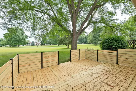 Exterior - 5916 Okemos Rd, Haslett, MI 48840 photo 2 of 3
