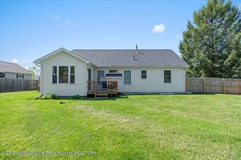 Other - 10053 Deblind Cir, Dimondale, MI 48821 photo 8 of 15