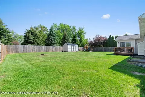 Exterior - 10053 Deblind Cir, Dimondale, MI 48821 photo 5 of 6