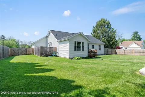 Exterior - 10053 Deblind Cir, Dimondale, MI 48821 photo 6 of 6