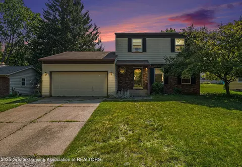 3024 SE Juneberry Ave, Grand Rapids, MI 49508