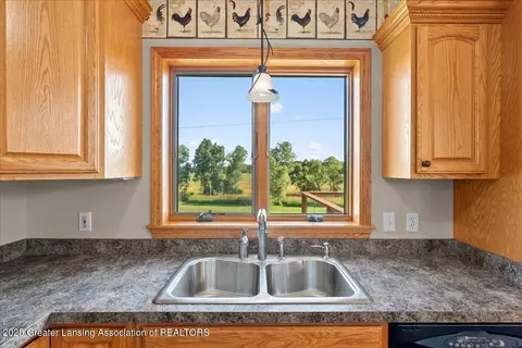 5159 E Pratt Rd, Saint Johns, MI 48879 photo 14