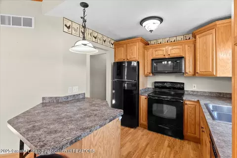 5159 E Pratt Rd, Saint Johns, MI 48879 photo 12