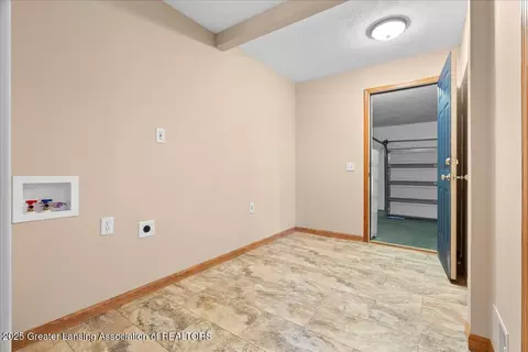 5159 E Pratt Rd, Saint Johns, MI 48879 photo 16