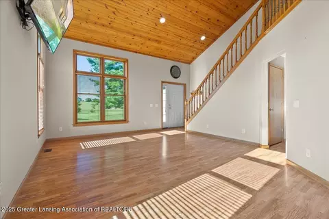 5159 E Pratt Rd, Saint Johns, MI 48879 photo 8