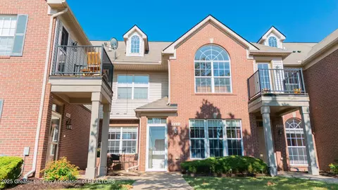 603 Worthington Dr, Lansing, MI 48906