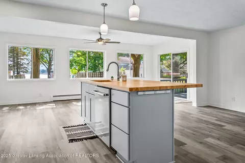 Kitchen - 1337 Shepard St, Crystal, MI 48818 photo 1 of 6