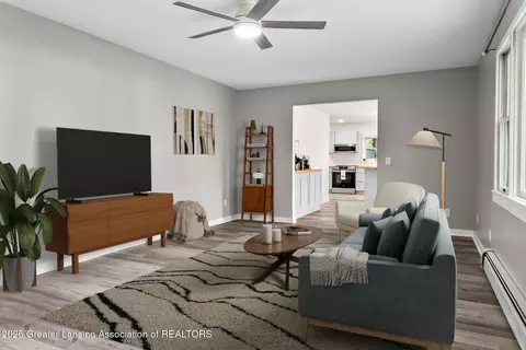 Living - 1337 Shepard St, Crystal, MI 48818 photo 5 of 6