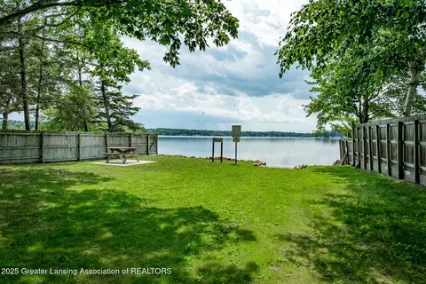 Exterior - 1337 Shepard St, Crystal, MI 48818 photo 13 of 13