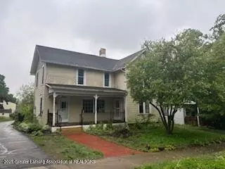 429 E Bridge St, Lyons, MI 48851