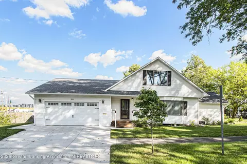 2711 Lasalle Blvd, Lansing, MI 48912