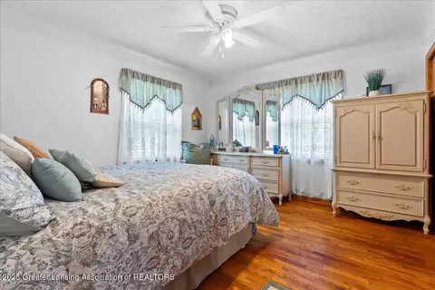 Bedroom - 816 N Waterloo Ave, Jackson, MI 49202 photo 1 of 3